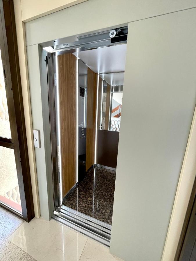 Gatu Casa Muse Junto A La Playa, Vista Al Mar, Aire Acc, Terraza, Wifi Y Chimenea " Preferente Mayores De 25 Anos Y Familias " El Puerto de Santa María Εξωτερικό φωτογραφία
